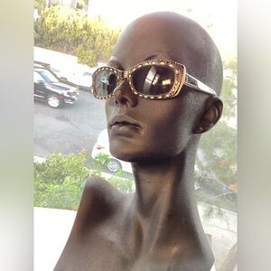 Vintage Seraphin France two tone